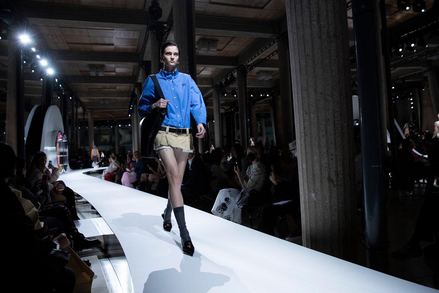 Miu Miu W SS/22 - villa eugénie